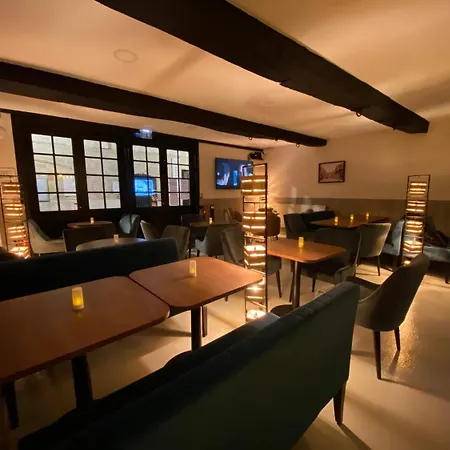 Logis - & Restaurant Saint Nicolas Шомон-ан-Вексен