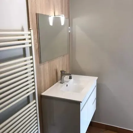 Hotel Logis - & Restaurant Saint Nicolas