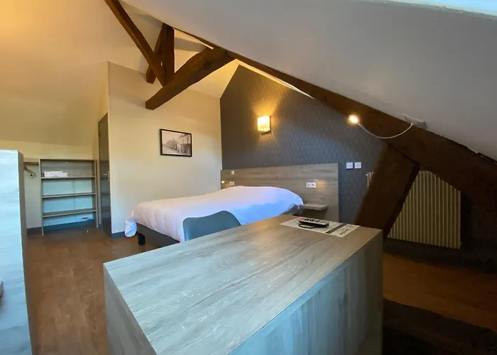 Hotel Logis - & Restaurant Saint Nicolas Chaumont-en-Vexin