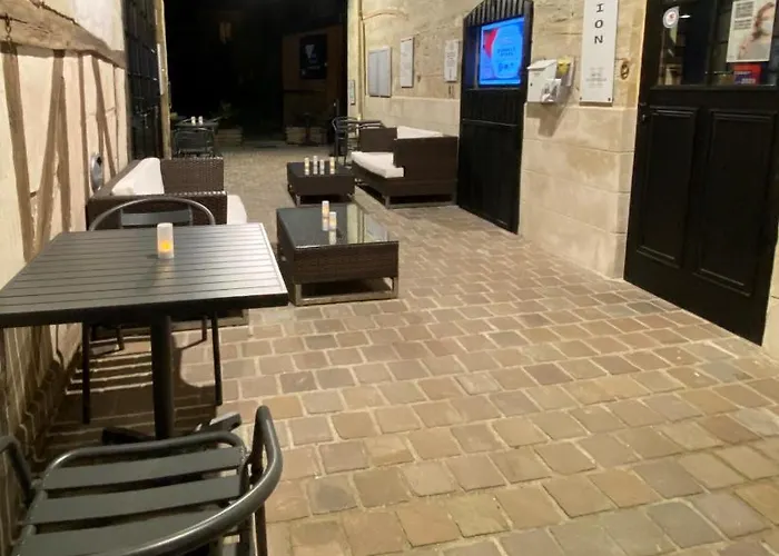 Logis - & Restaurant Saint Nicolas Chaumont-en-Vexin