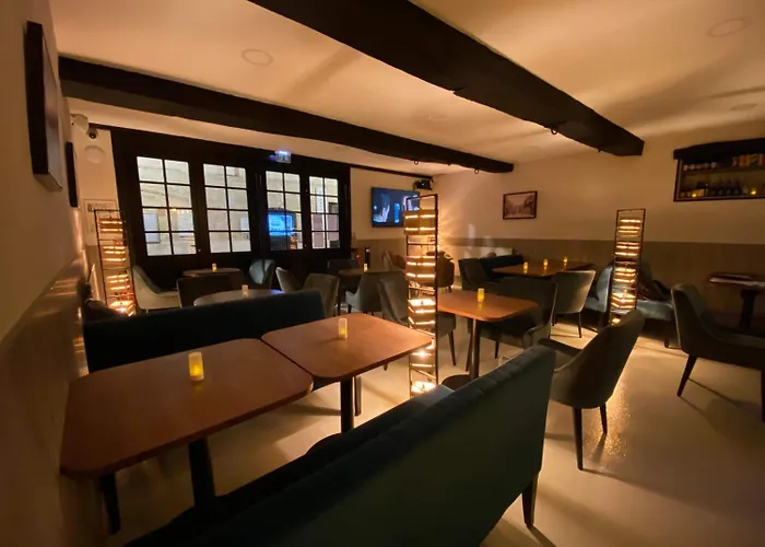 Logis - & Restaurant Saint Nicolas Chaumont-en-Vexin