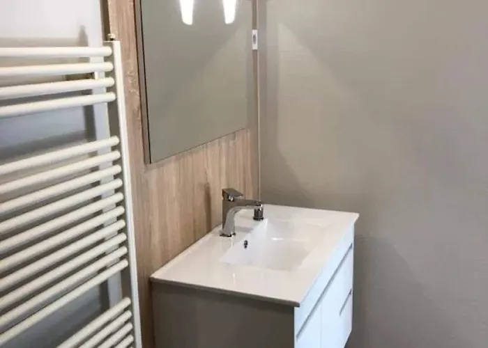 Hotel Logis - & Restaurant Saint Nicolas