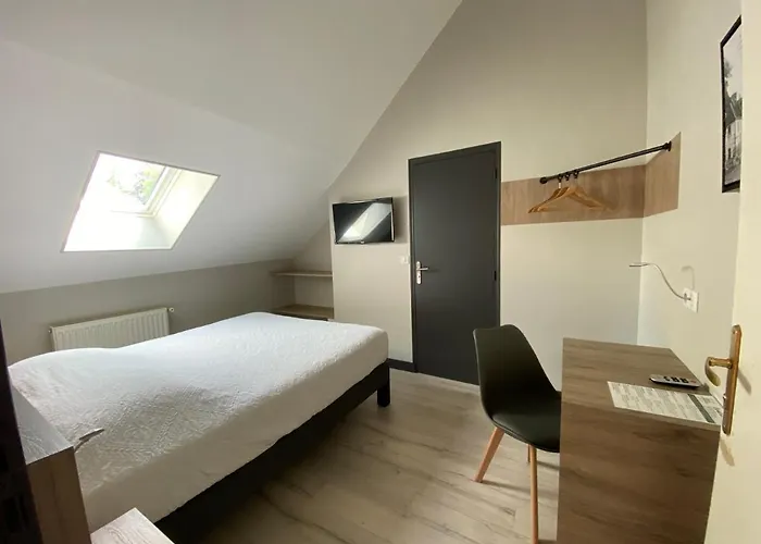 Logis - & Restaurant Saint Nicolas 2* Chaumont-en-Vexin